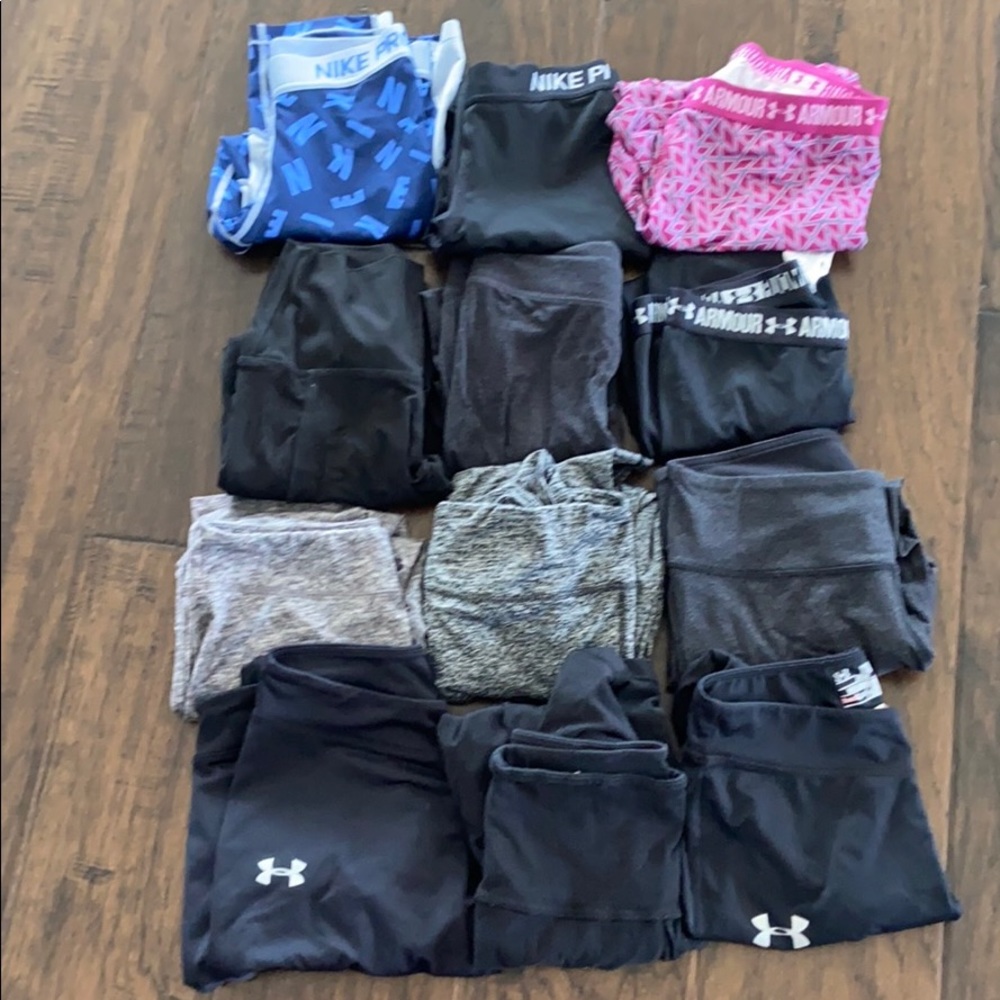 12 Capri leggings